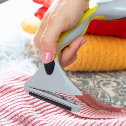 Brosse Anti-peluche avec Accessoires 4 en 1 Blint InnovaGoods Other cleaning products